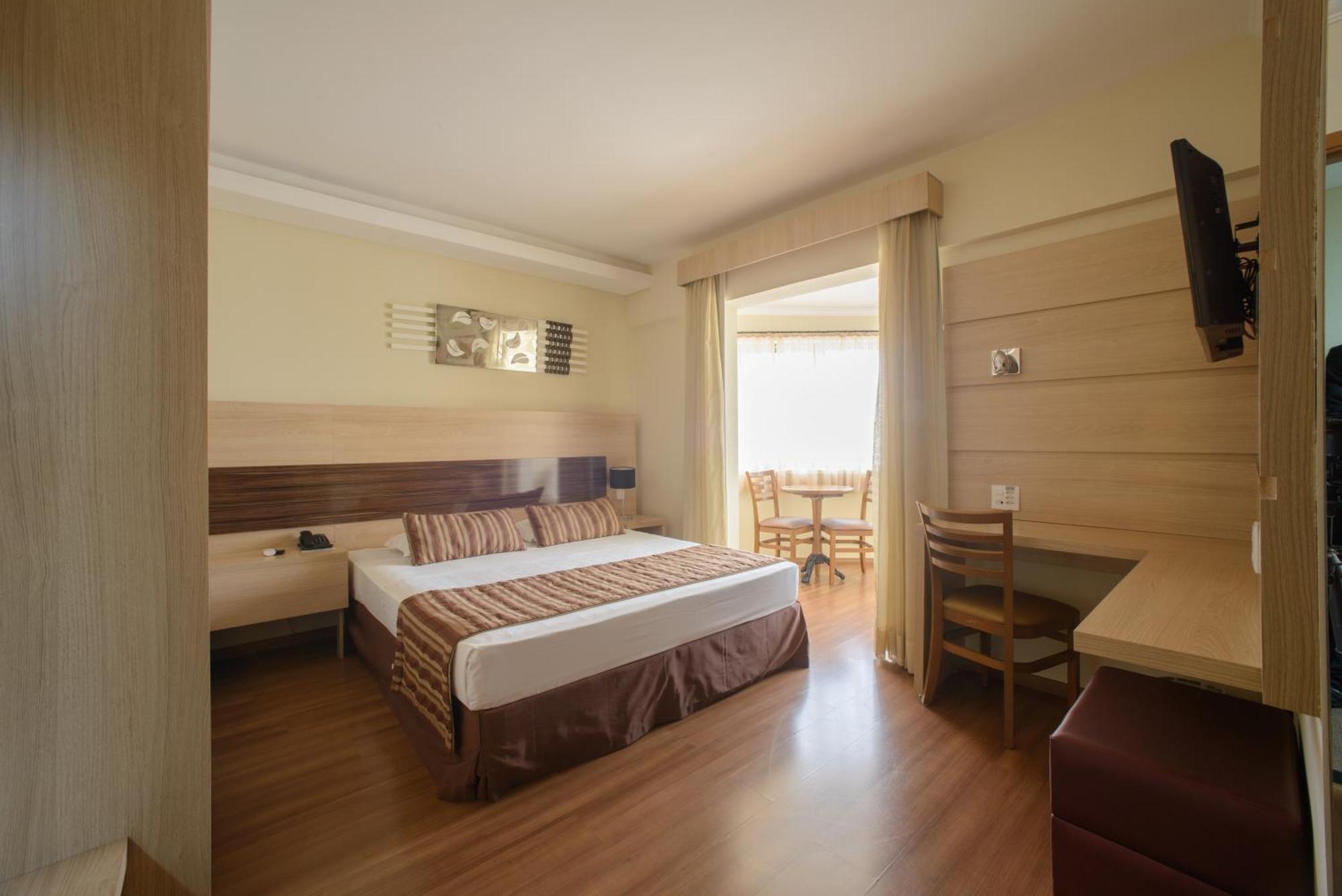Faro Hotel 阿蒂巴亚 外观 照片
